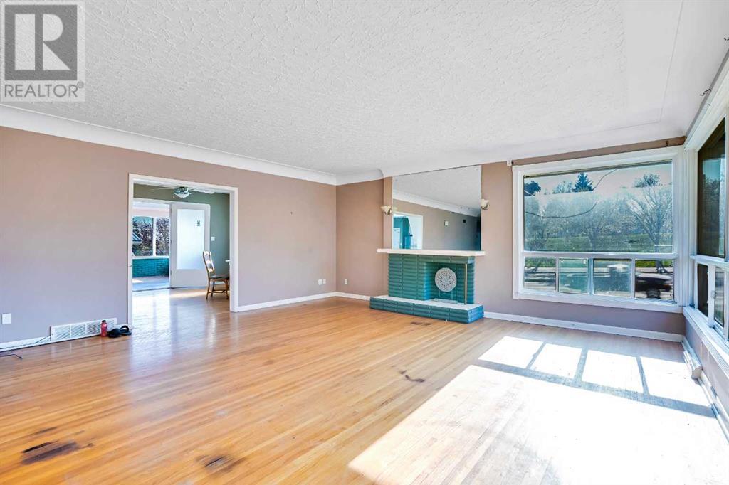 Single Family House Bungalow for Sale in  Cornwallis Drive NW Cambrian Heights Calgary 