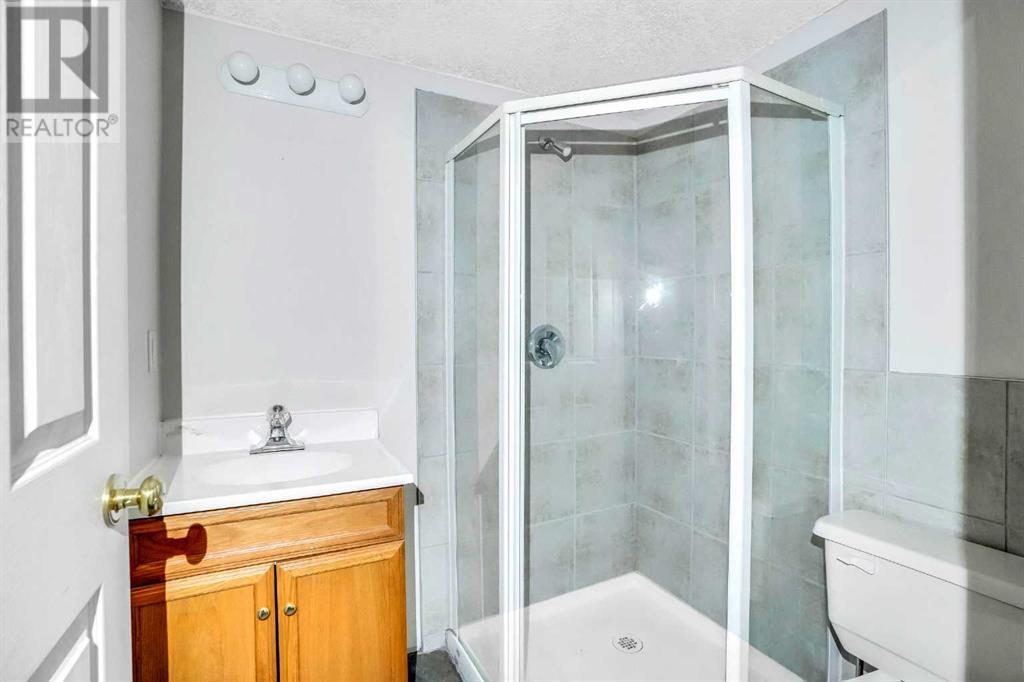 Single Family House Bungalow for Sale in  Cornwallis Drive NW Cambrian Heights Calgary 