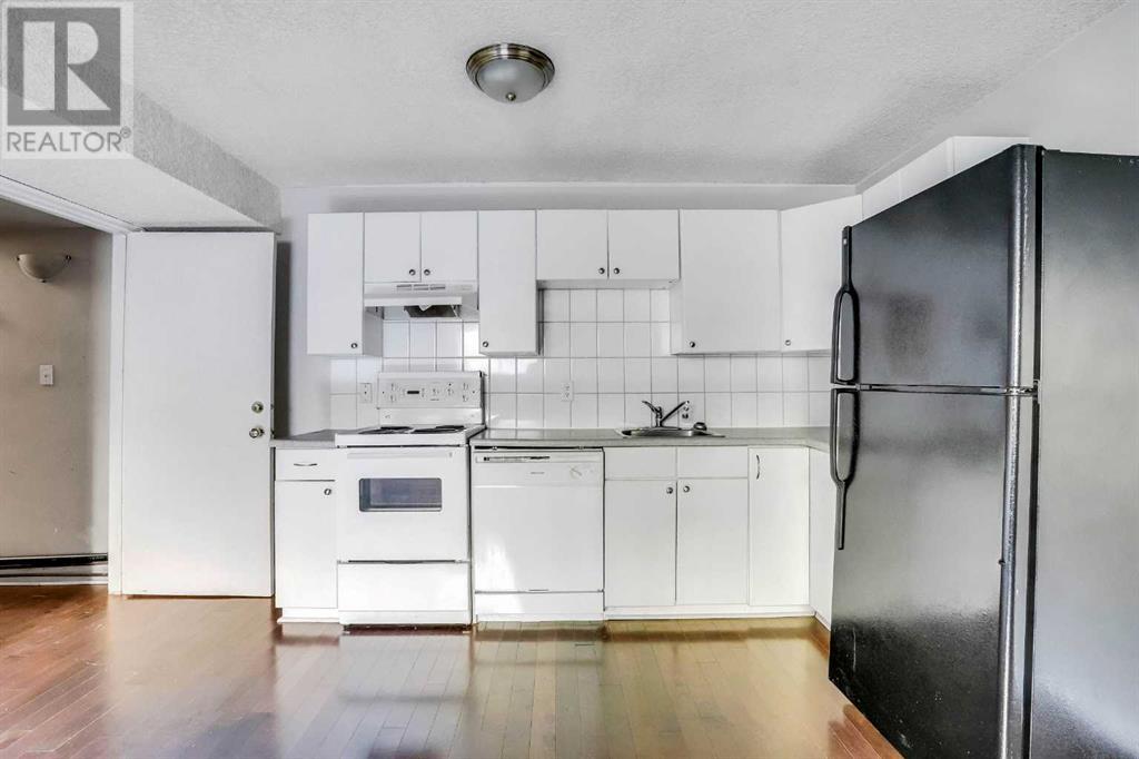 Single Family House Bungalow for Sale in  Cornwallis Drive NW Cambrian Heights Calgary 