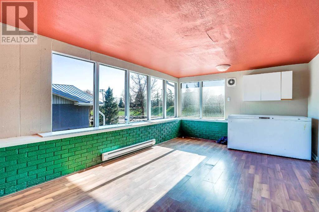 Single Family House Bungalow for Sale in  Cornwallis Drive NW Cambrian Heights Calgary 