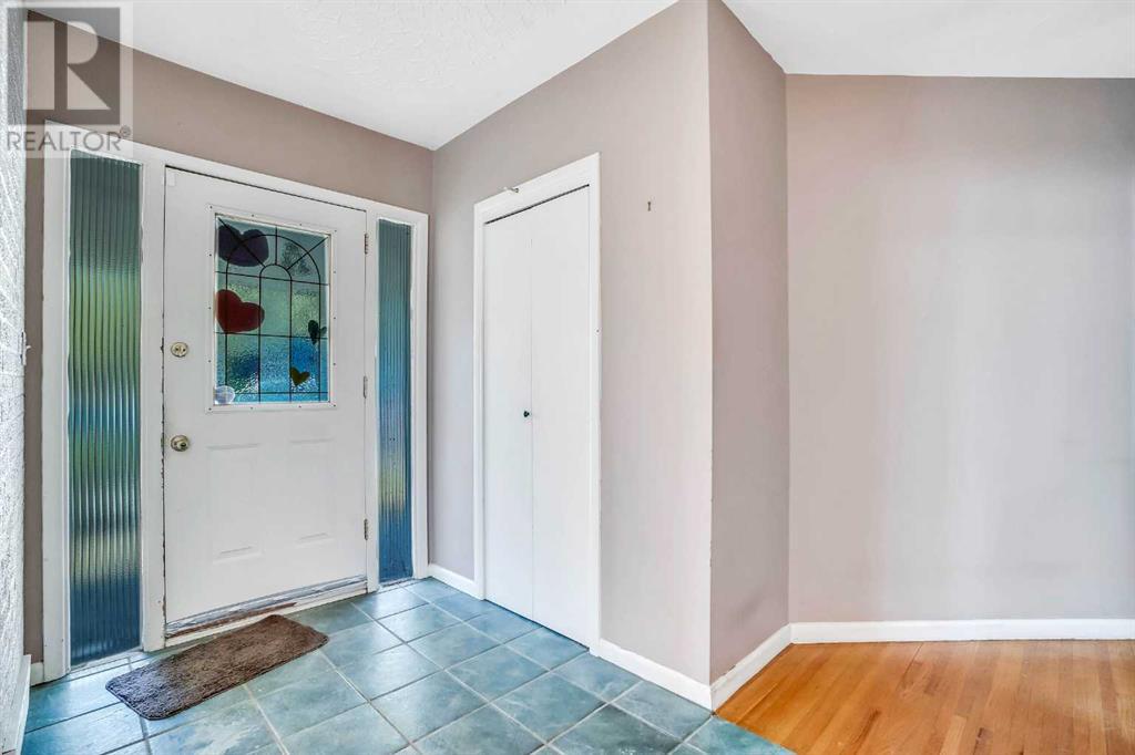 Single Family House Bungalow for Sale in  Cornwallis Drive NW Cambrian Heights Calgary 