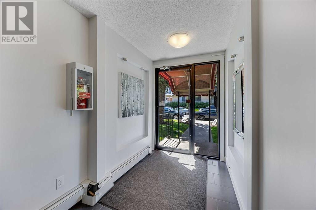Single Family House for Sale in    Avenue SW Mission Calgary 