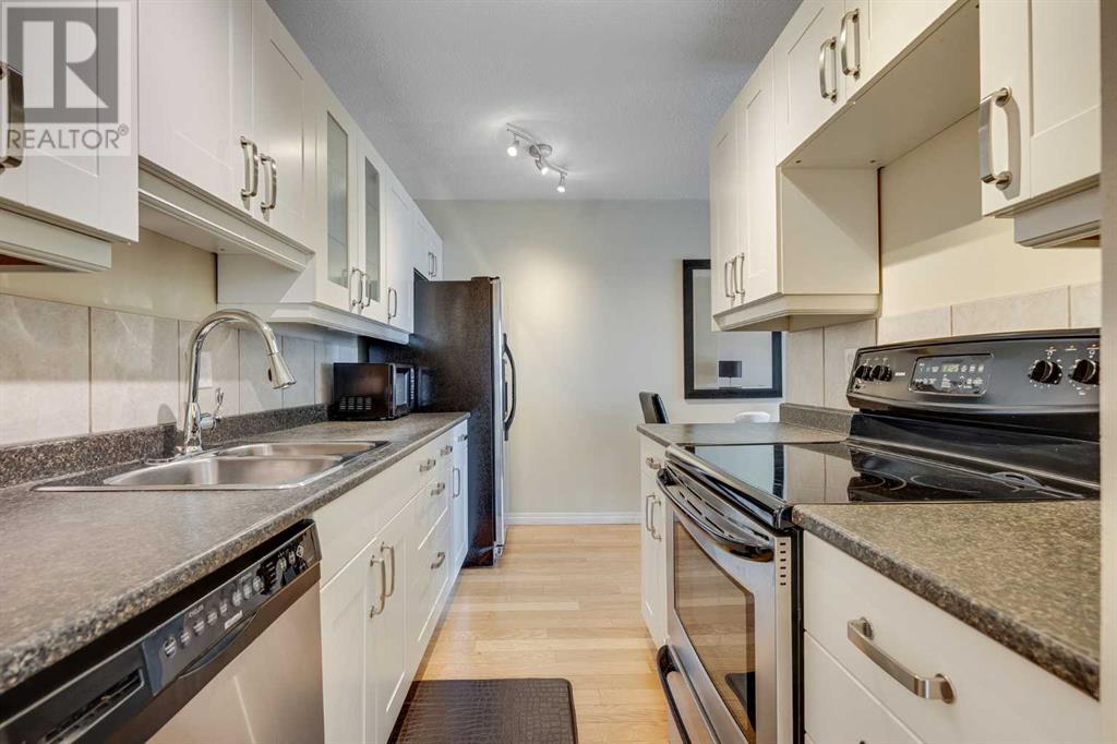 Single Family House for Sale in    Avenue SW Mission Calgary 