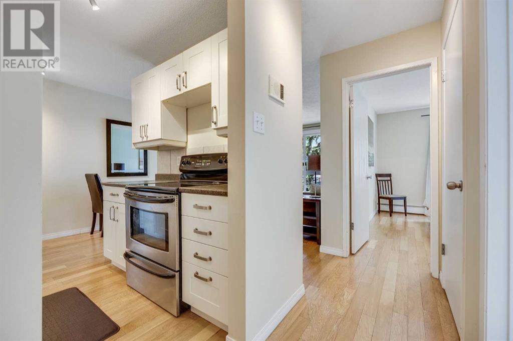 Single Family House for Sale in    Avenue SW Mission Calgary 