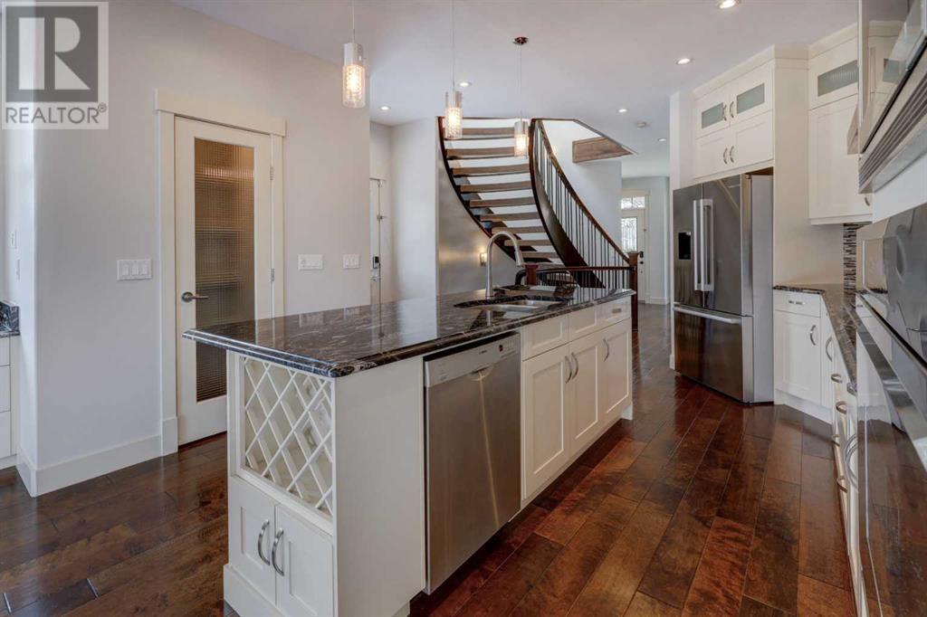 Single Family House for Sale in   Street SW Killarney/Glengarry Calgary 