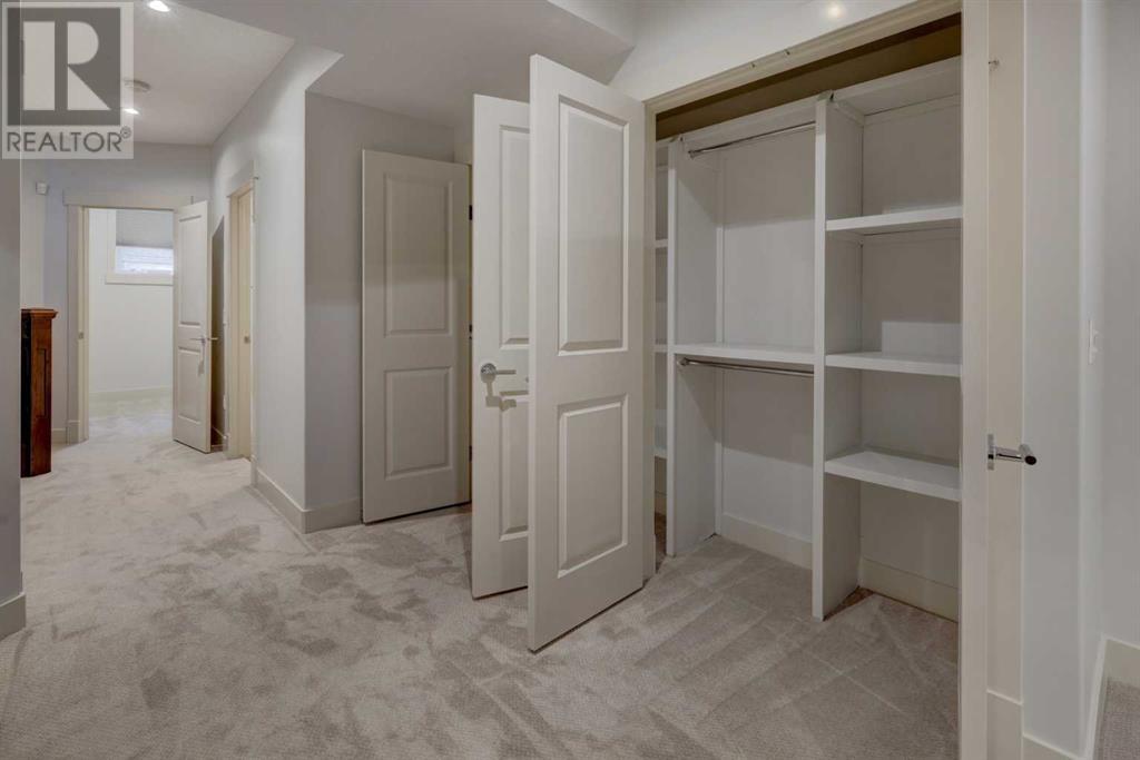 Single Family House for Sale in   Street SW Killarney/Glengarry Calgary 