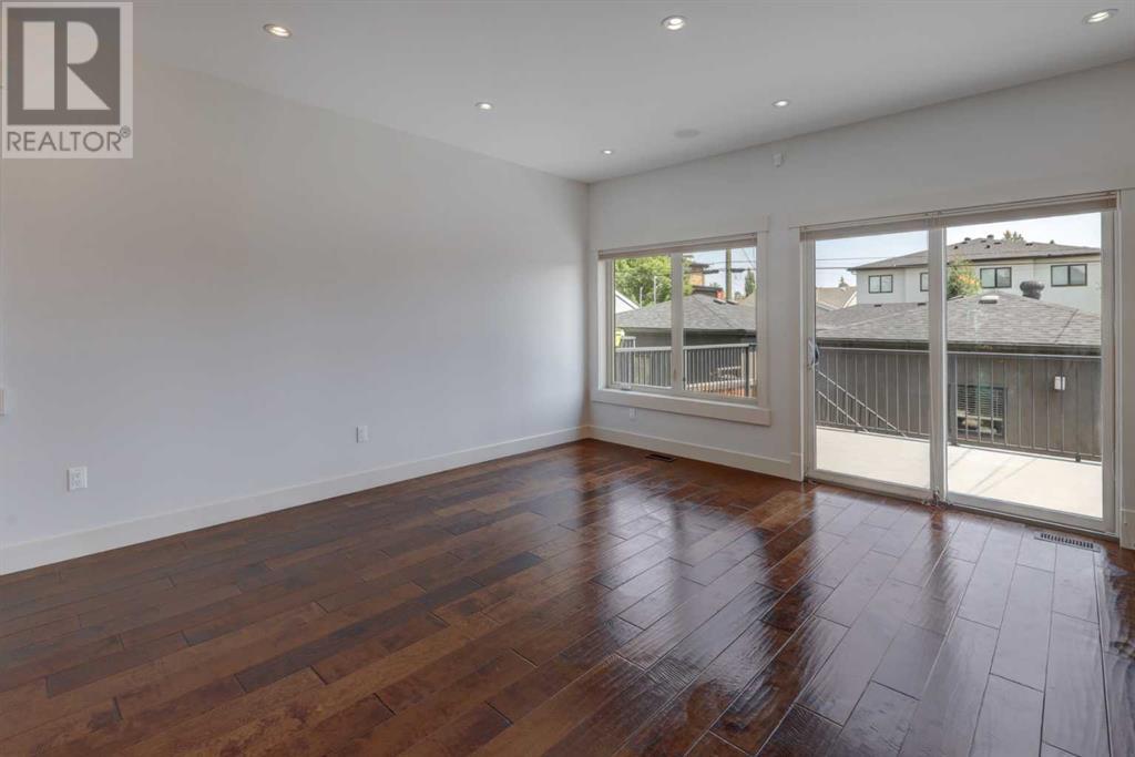 Single Family House for Sale in   Street SW Killarney/Glengarry Calgary 