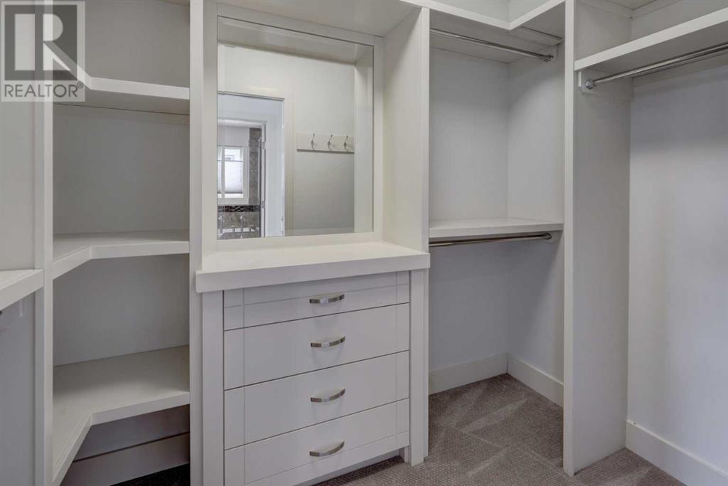 Single Family House for Sale in   Street SW Killarney/Glengarry Calgary 