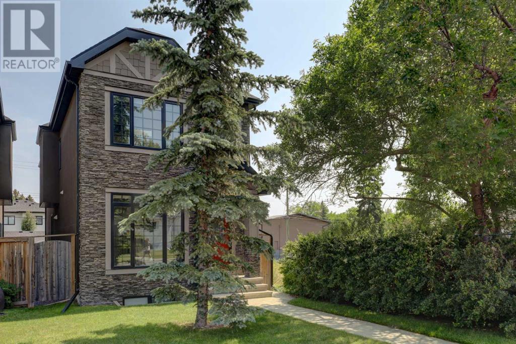 2630 33 Street SW, Calgary, Alberta