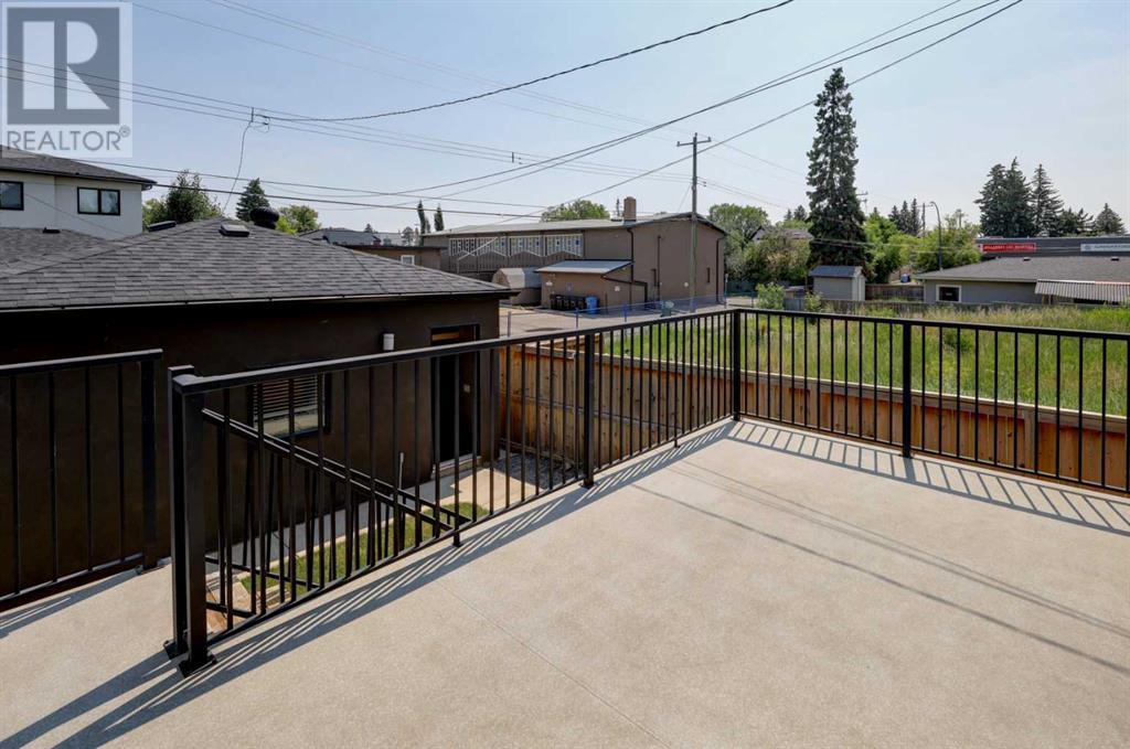 Single Family House for Sale in   Street SW Killarney/Glengarry Calgary 
