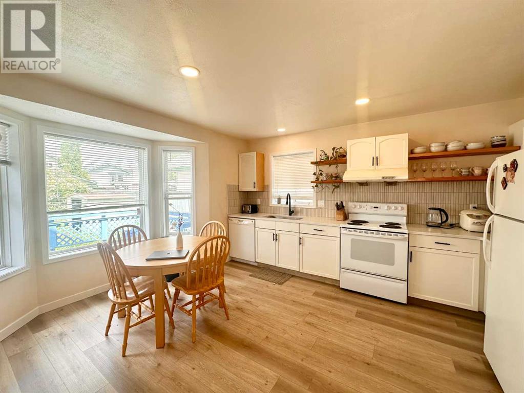 Single Family House for Sale in  Erin Woods Drive SE Erin Woods Calgary 