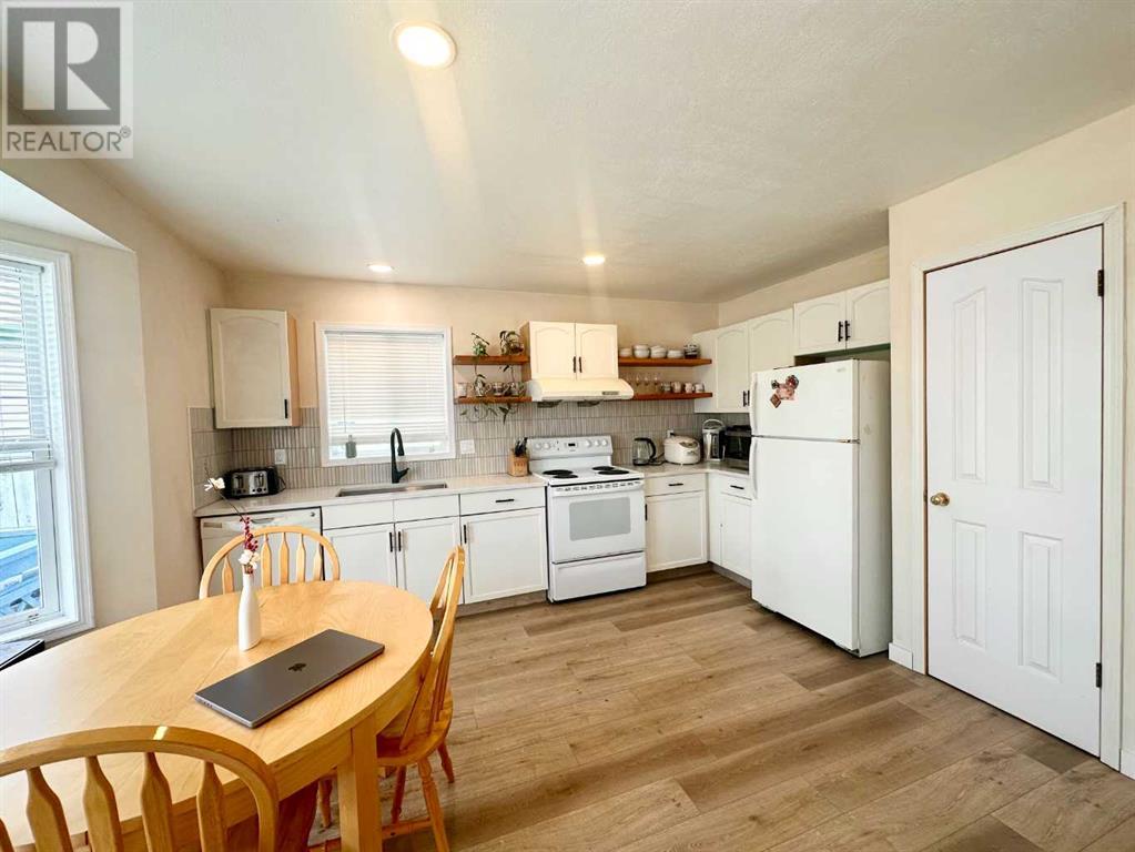 Single Family House for Sale in  Erin Woods Drive SE Erin Woods Calgary 