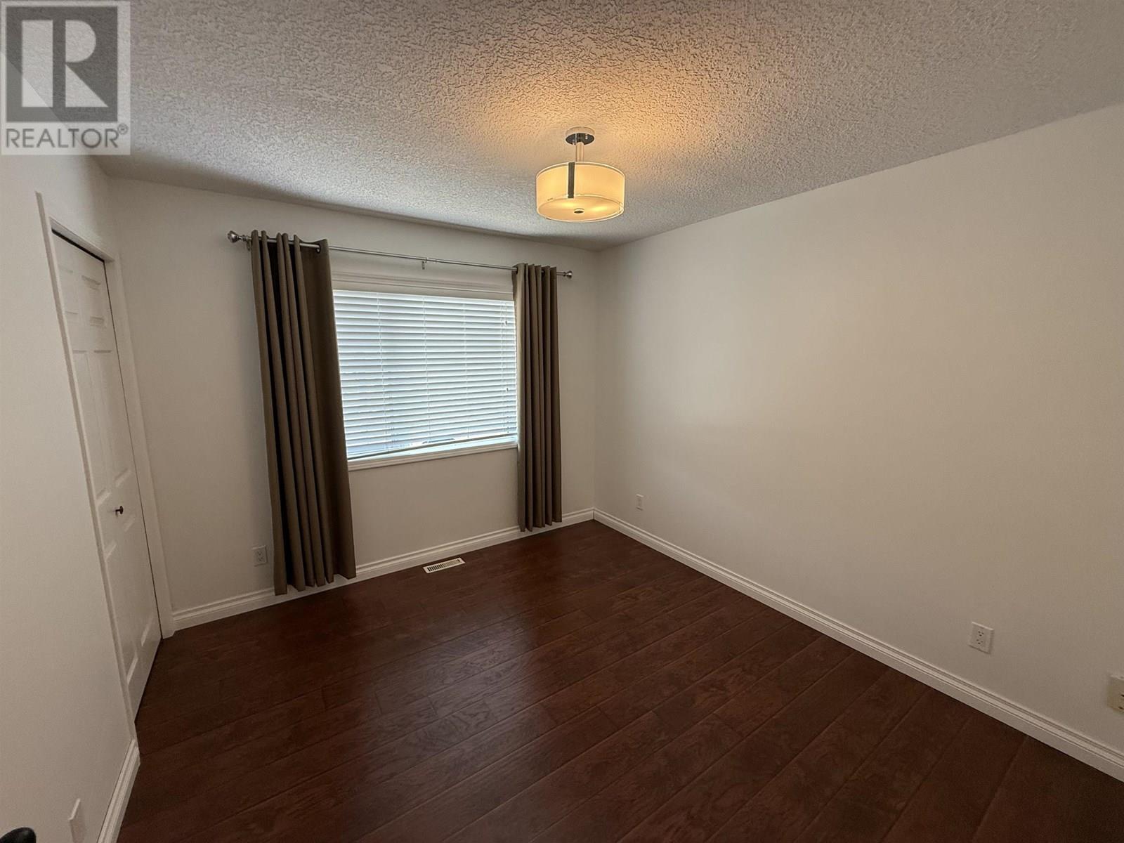 Photo 13 of 10912 112 Avenue, Fort St John BC