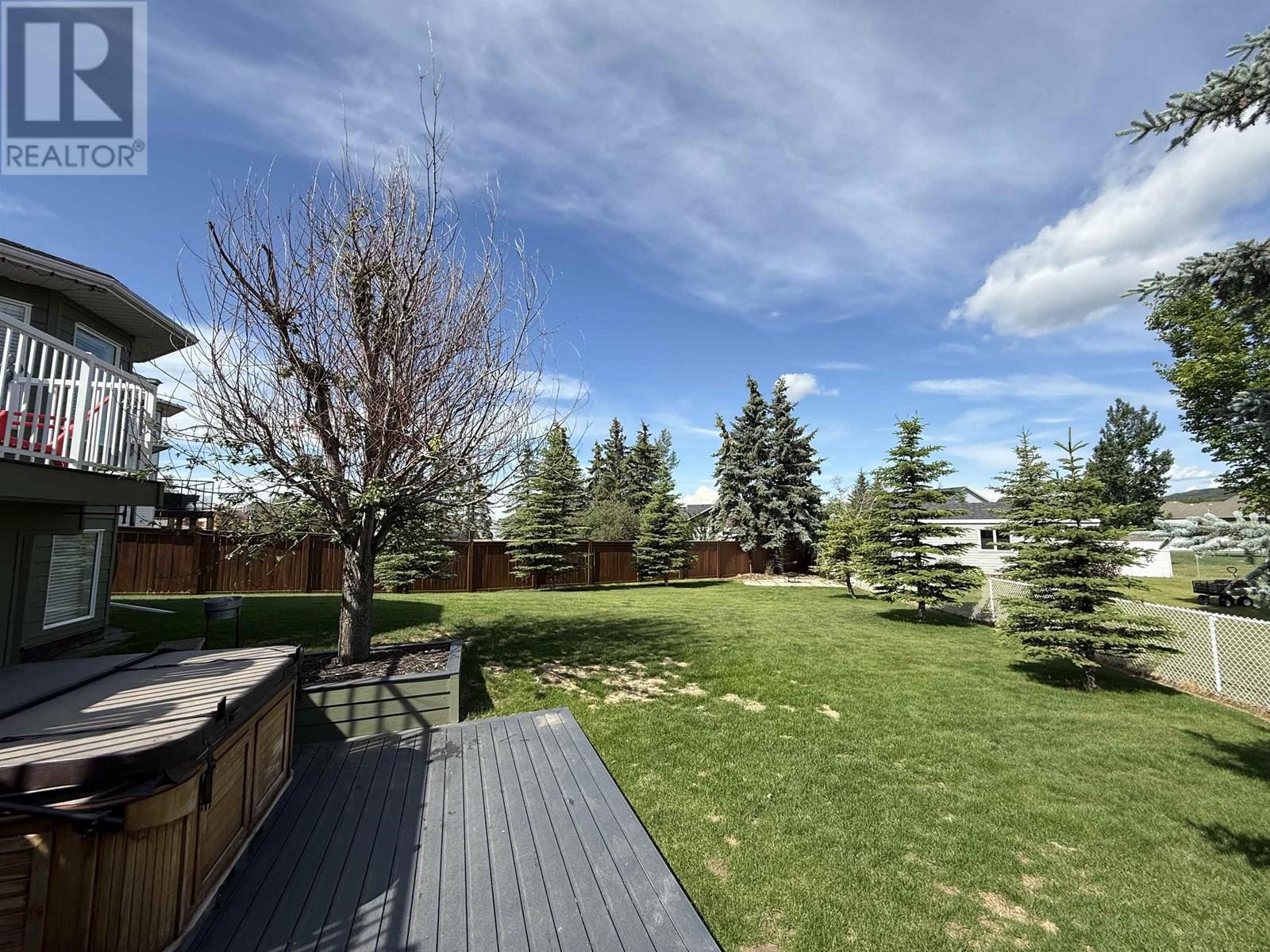 Photo 3 of 10912 112 Avenue, Fort St John BC