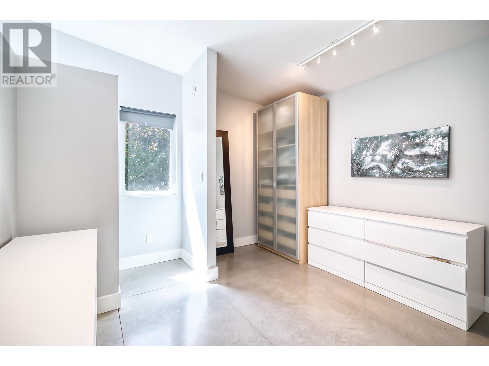 81 KELLY ROAD, Gibsons