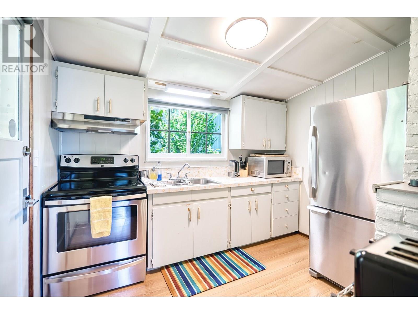 81 KELLY ROAD, Gibsons