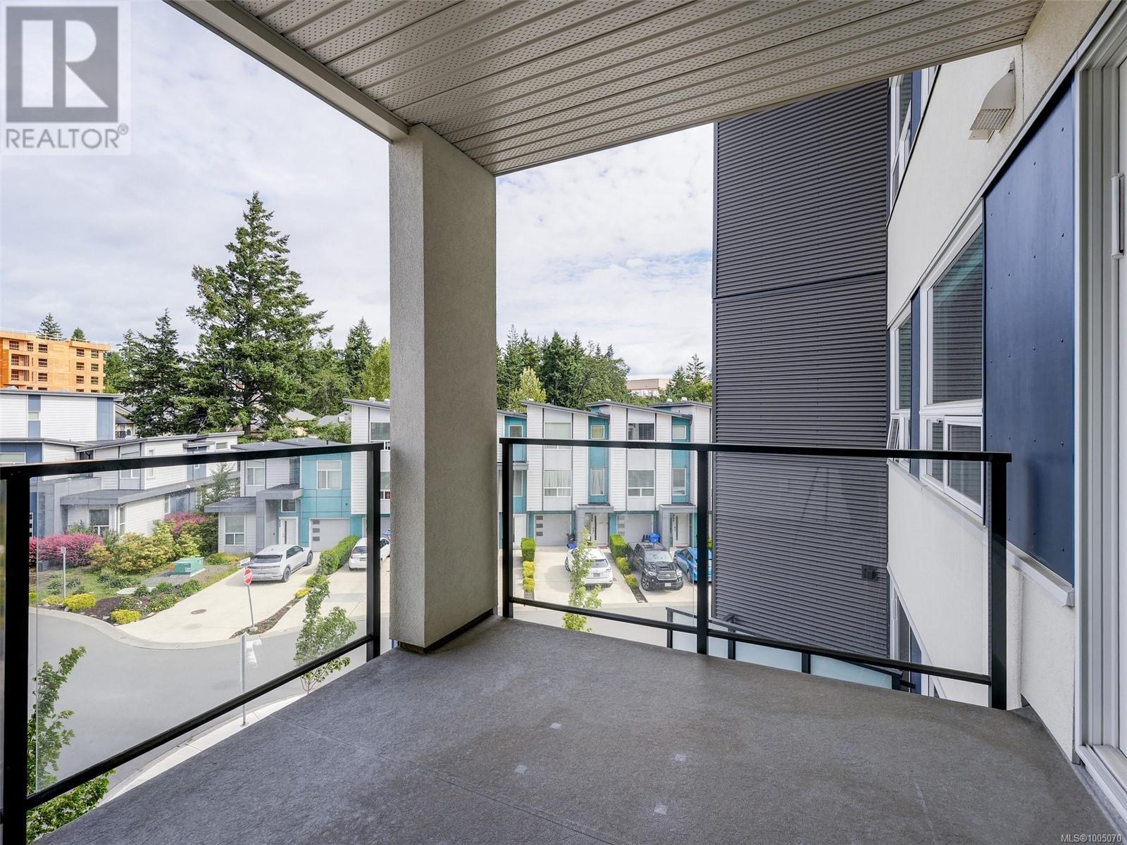 Photo 18 of 304 947 Whirlaway Cres, Langford BC