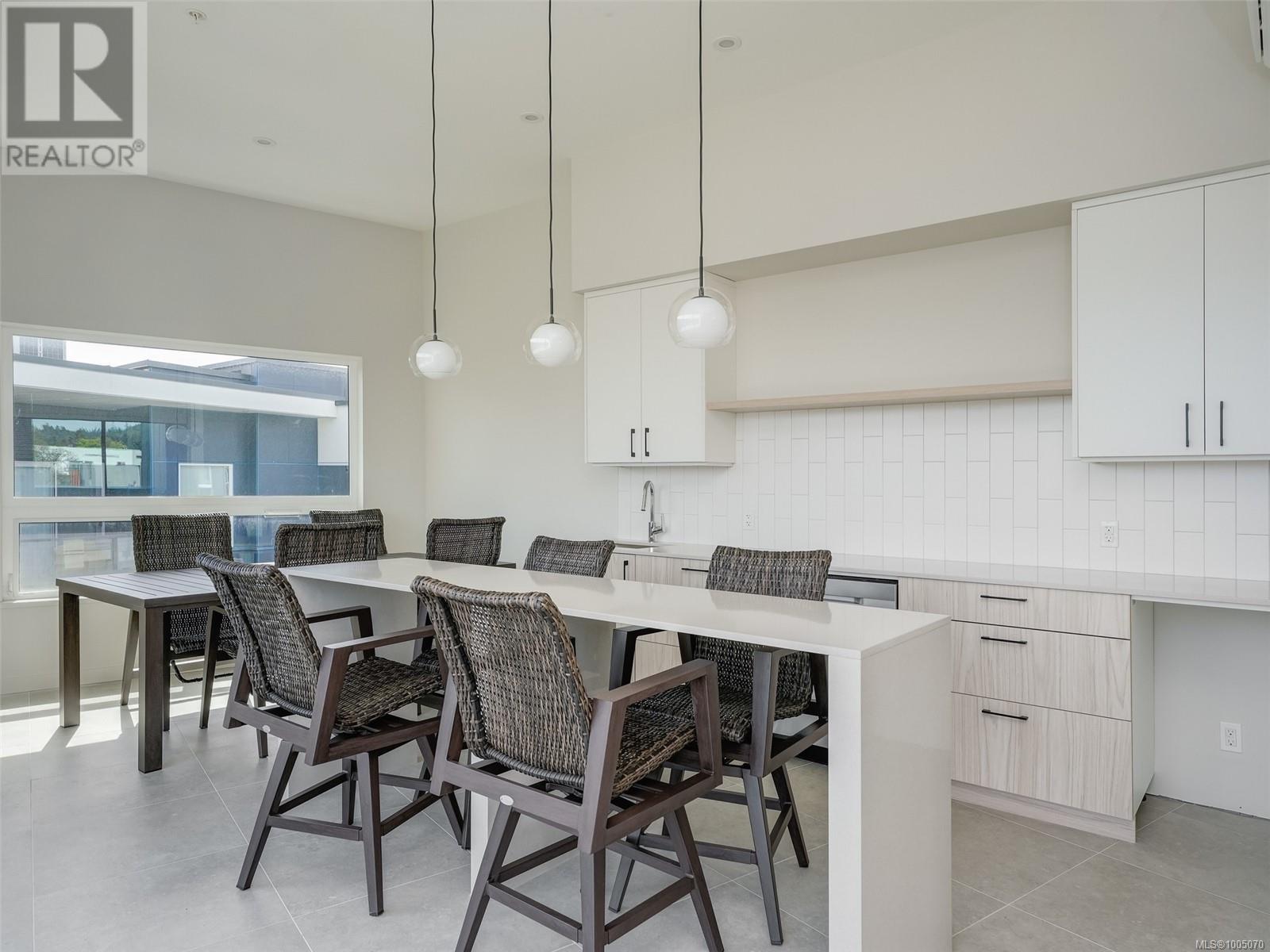 Photo 15 of 304 947 Whirlaway Cres, Langford BC