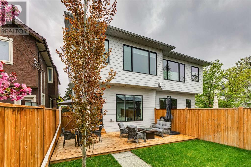 Single Family House for Sale in  A Street NW Parkdale Calgary 