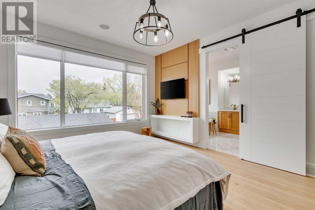 Single Family House for Sale in  A Street NW Parkdale Calgary 