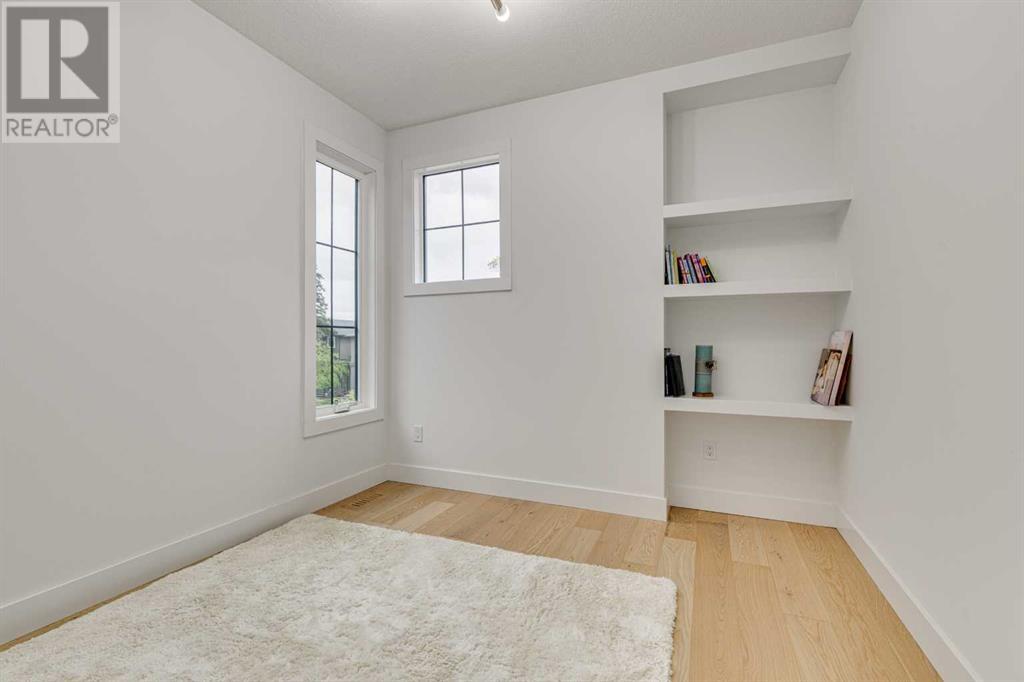 Single Family House for Sale in  A Street NW Parkdale Calgary 