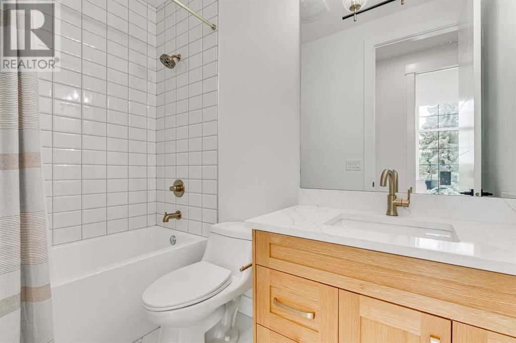 Single Family House for Sale in  A Street NW Parkdale Calgary 