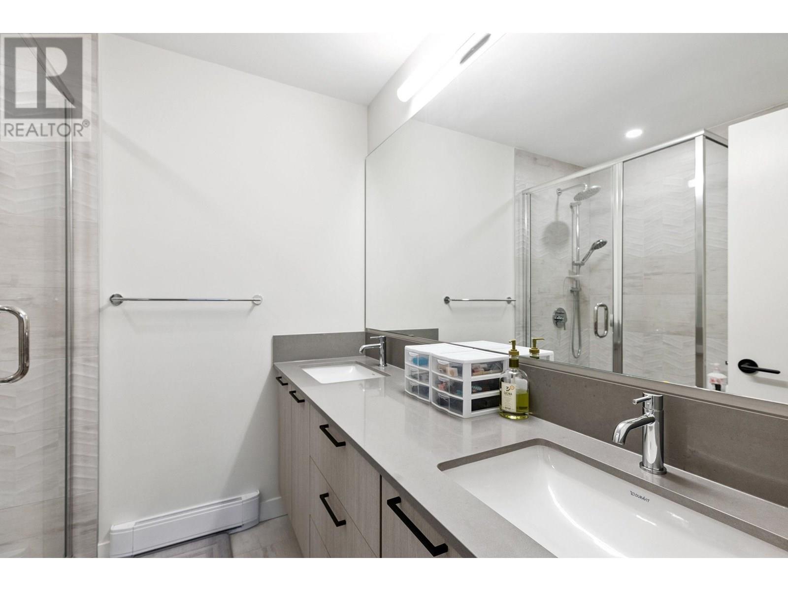 122 488 FURNESS STREET, New Westminster