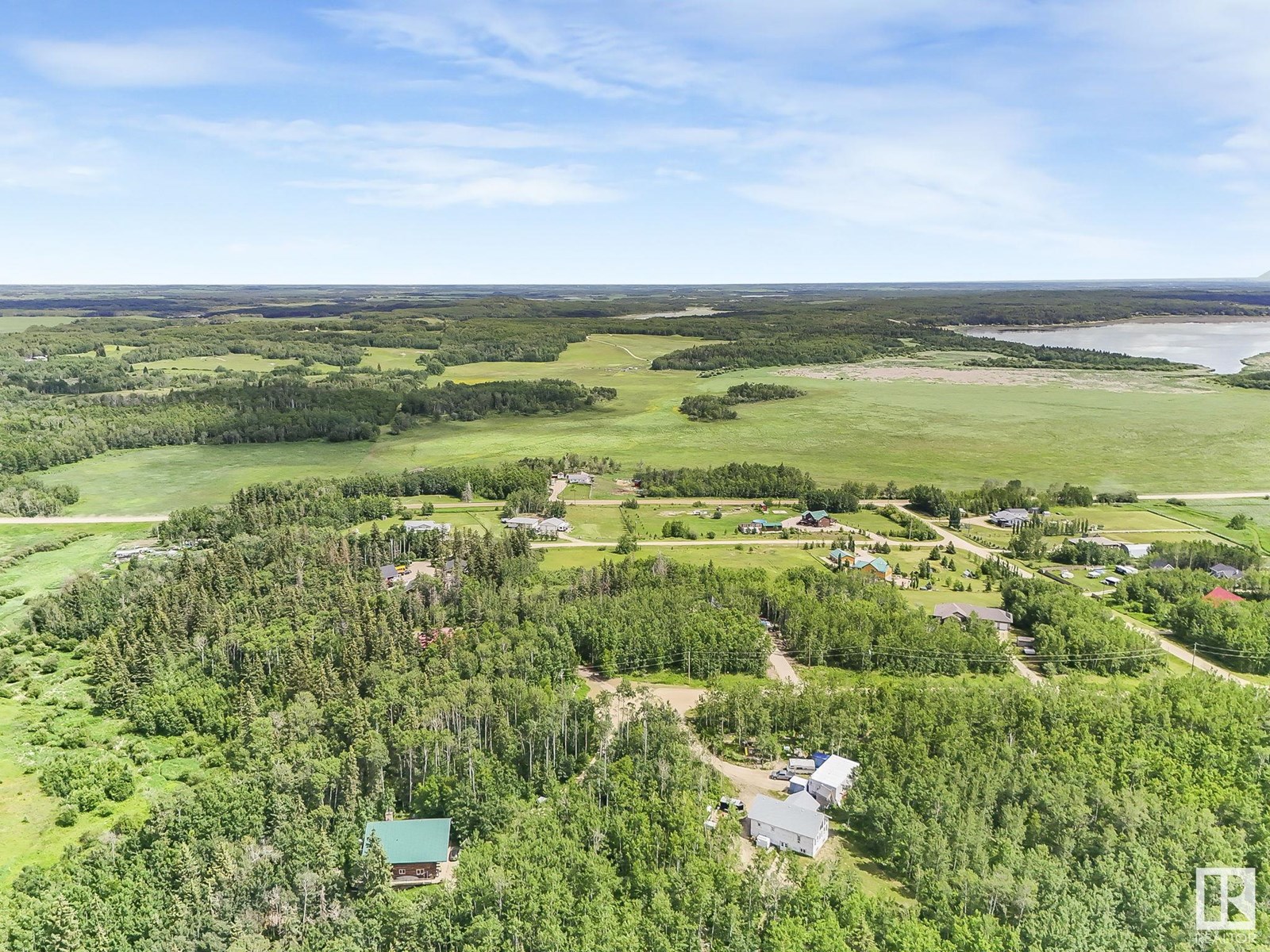 Photo 38 of 22 56110 Rge Road 13, Rural Lac Ste Anne County AB
