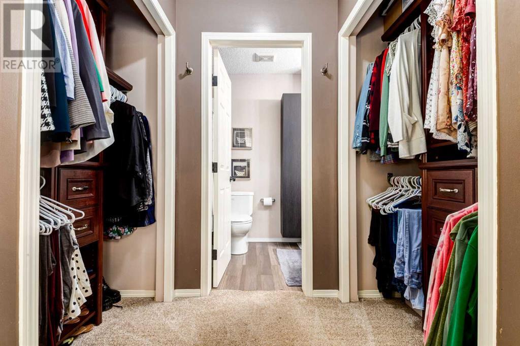 Single Family House for Sale in  Copperfield Gate SE Copperfield Calgary 