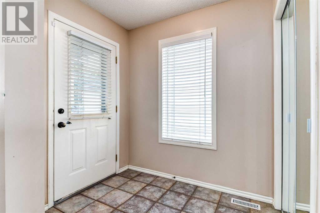 Single Family House for Sale in  Copperfield Gate SE Copperfield Calgary 
