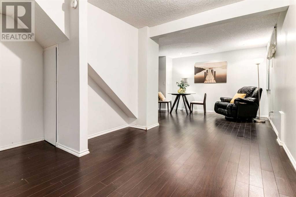 Single Family House for Sale in  Copperfield Gate SE Copperfield Calgary 
