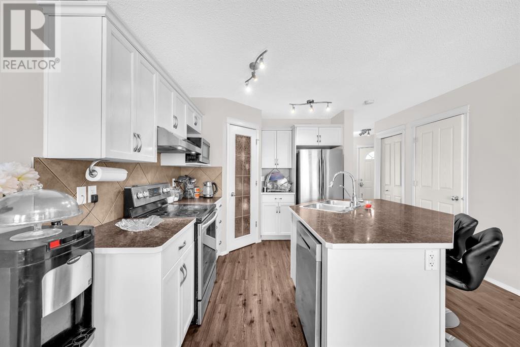 Single Family House for Sale in  Silverado Plains Close SW Silverado Calgary 
