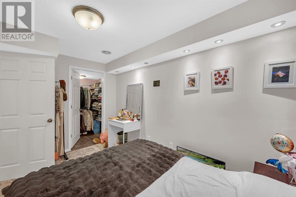 Single Family House for Sale in  Silverado Plains Close SW Silverado Calgary 
