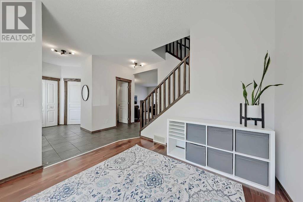 Single Family House for Sale in  Elgin Avenue SE McKenzie Towne Calgary 