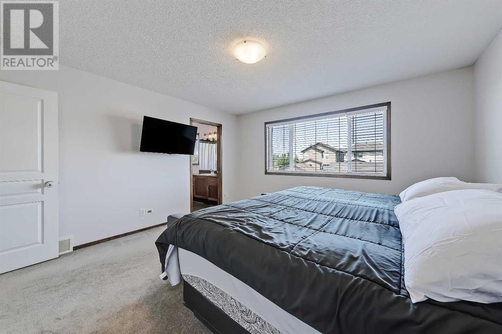 Single Family House for Sale in  Elgin Avenue SE McKenzie Towne Calgary 