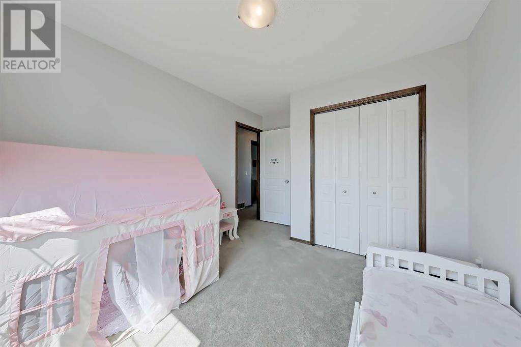 Single Family House for Sale in  Elgin Avenue SE McKenzie Towne Calgary 