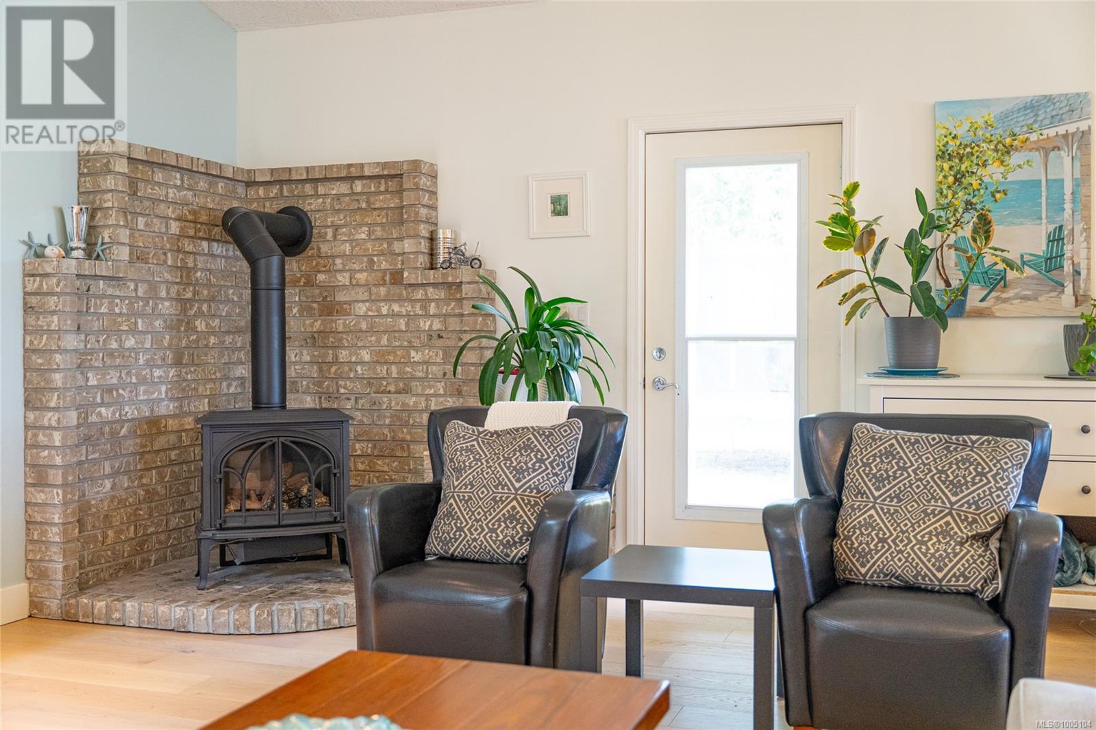 1185 Hutchinson Rd, Cobble Hill