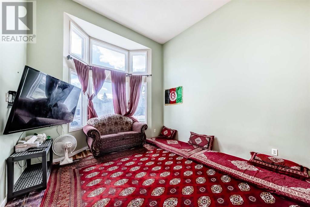 Single Family House 4 Level for Sale in  Falmere Way NE Falconridge Calgary 
