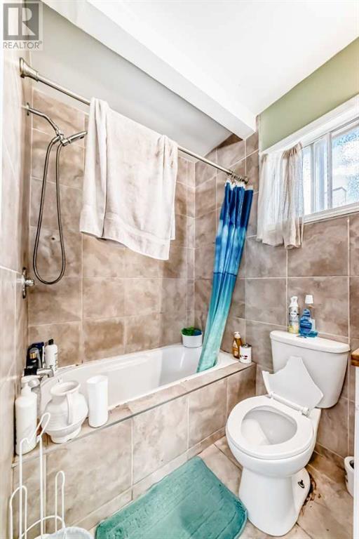 Single Family House 4 Level for Sale in  Falmere Way NE Falconridge Calgary 