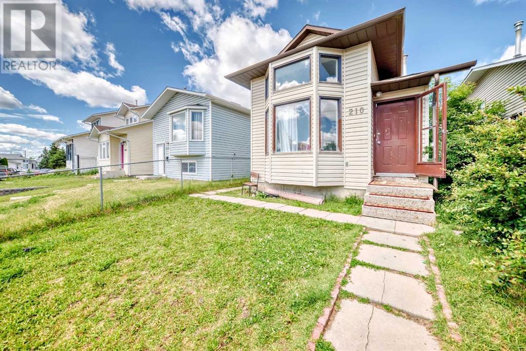 Single Family House 4 Level for Sale in  Falmere Way NE Falconridge Calgary 
