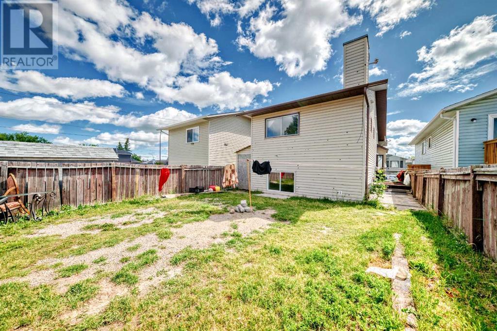 Single Family House 4 Level for Sale in  Falmere Way NE Falconridge Calgary 