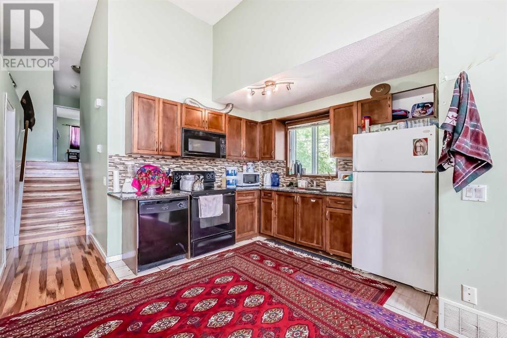 Single Family House 4 Level for Sale in  Falmere Way NE Falconridge Calgary 