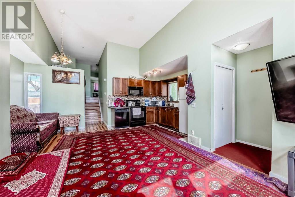 Single Family House 4 Level for Sale in  Falmere Way NE Falconridge Calgary 