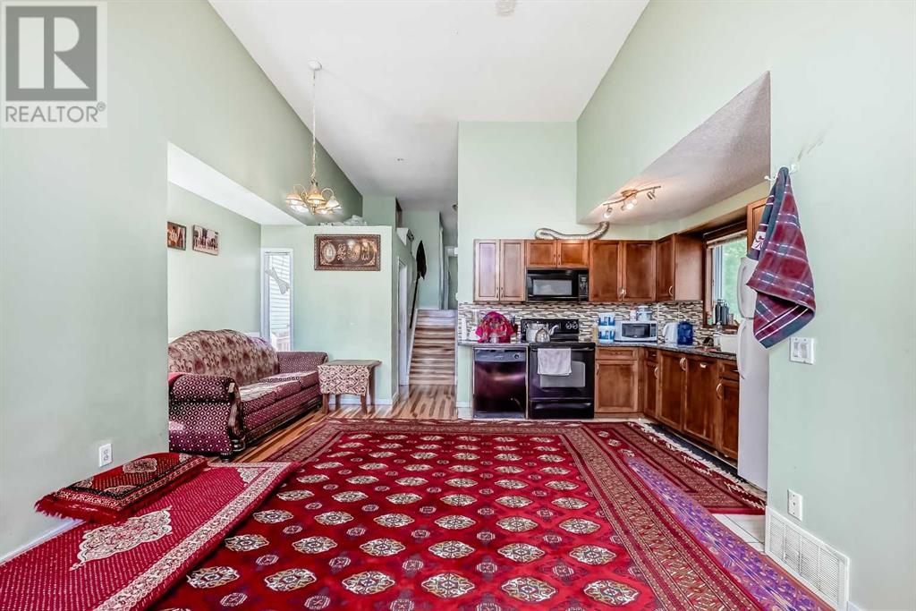 Single Family House 4 Level for Sale in  Falmere Way NE Falconridge Calgary 