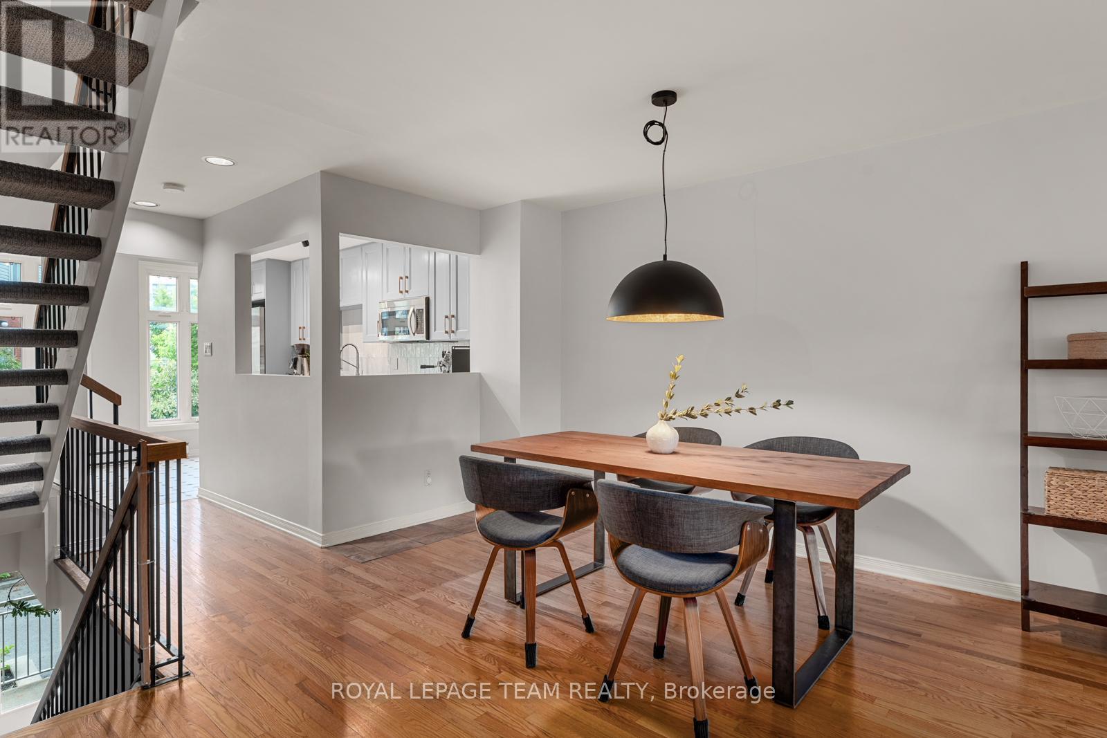 Photo 6 of 26 20 Charlevoix Street, Ottawa ON