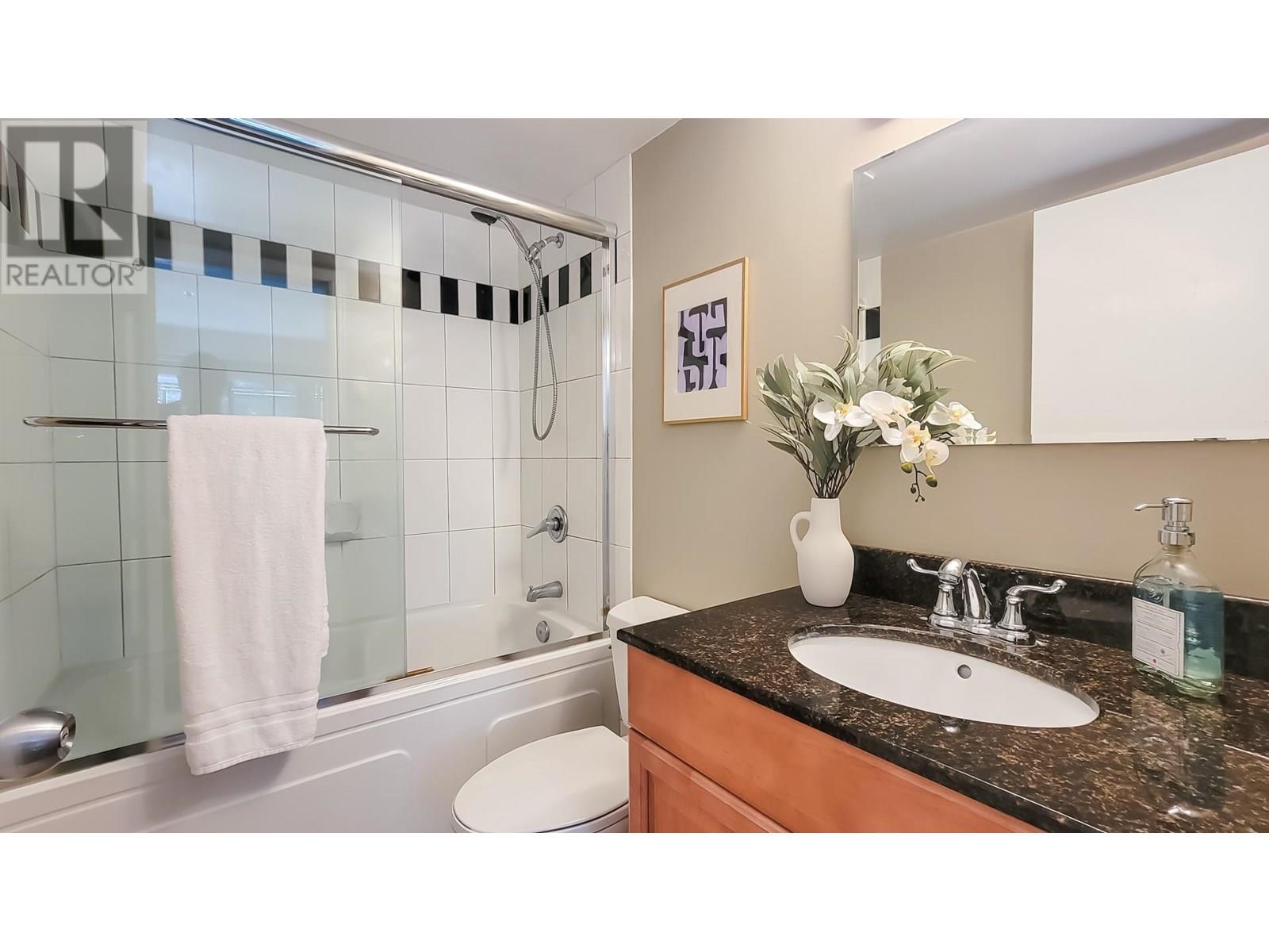 3167 LAUREL STREET, Vancouver
