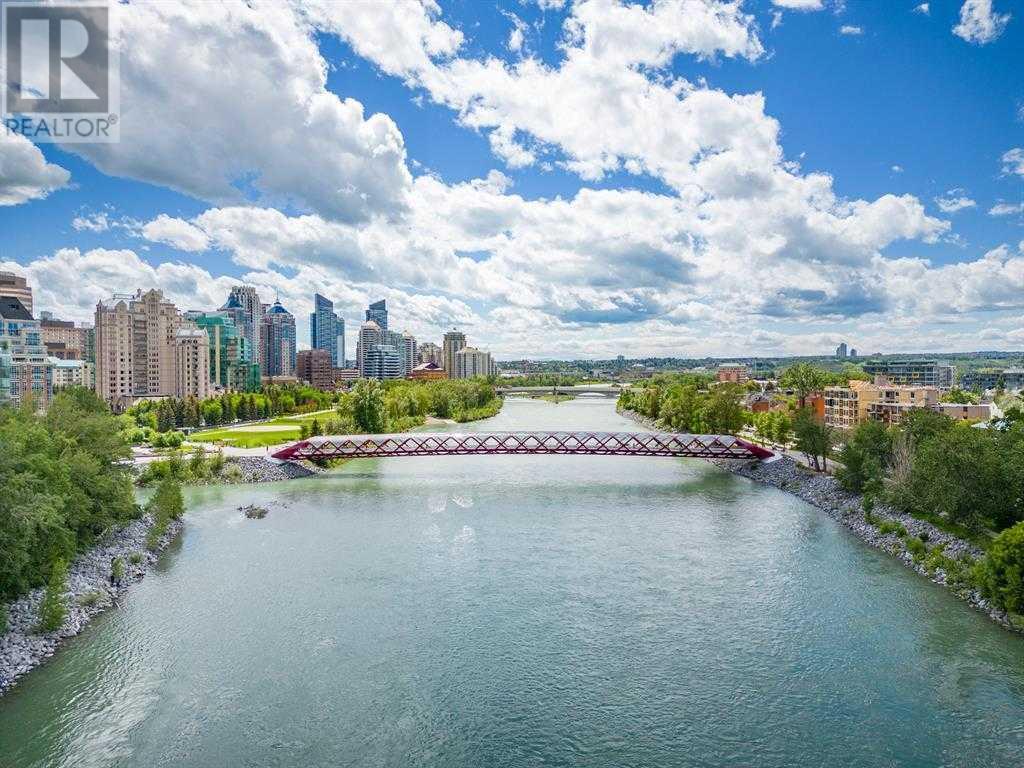 Single Family House for Sale in    Avenue SW Eau Claire Calgary 