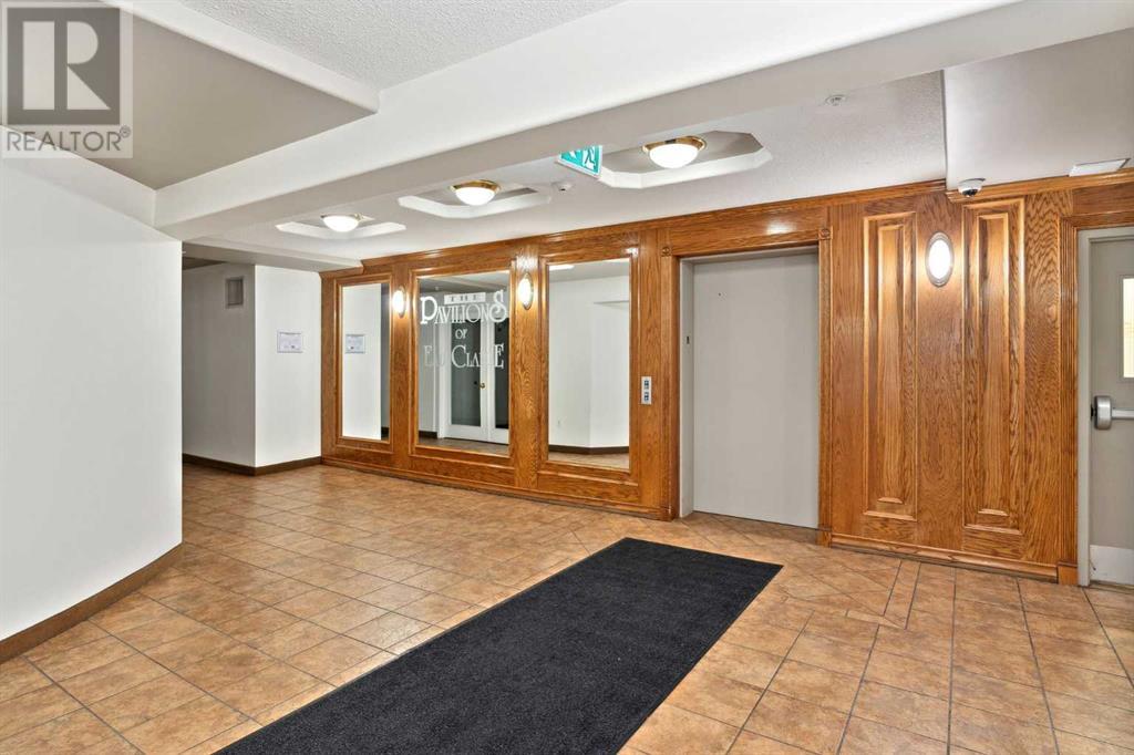 Single Family House for Sale in    Avenue SW Eau Claire Calgary 