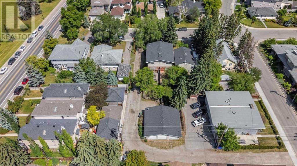 Multi-family House for Sale in   Avenue NW Mount Pleasant Calgary 
