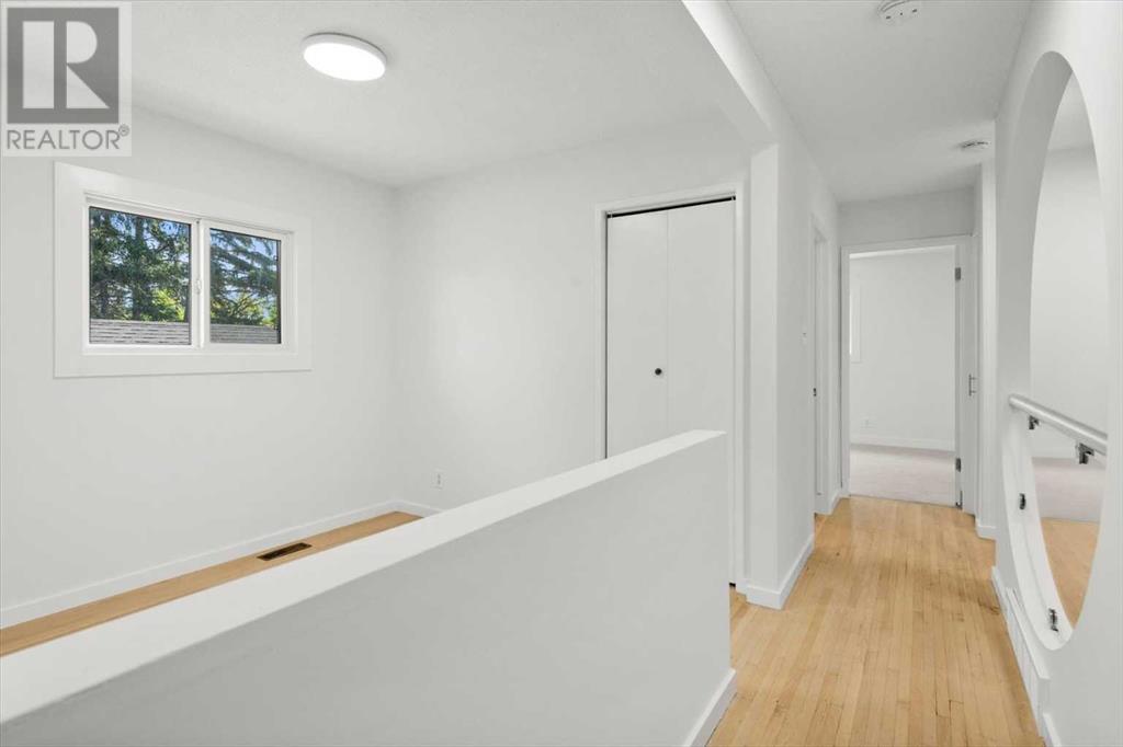 Multi-family House for Sale in   Avenue NW Mount Pleasant Calgary 